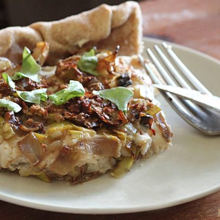 Tarte rustique aux poireaux et haricots blancs extra crémeuse