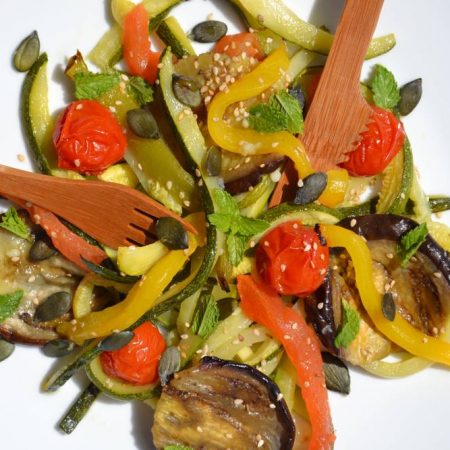 Salade de légumes rôtis à la menthe