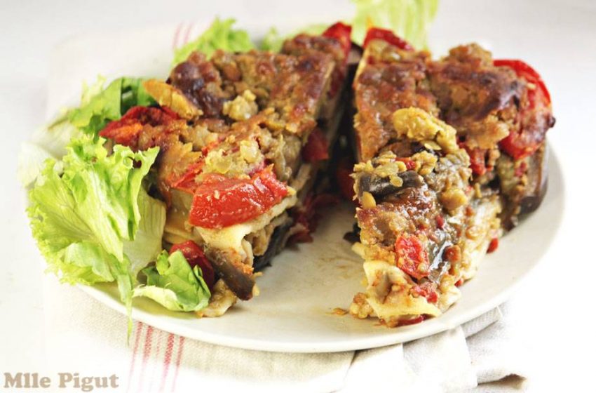Lasagnes de pois cassés aux aubergines et tomates