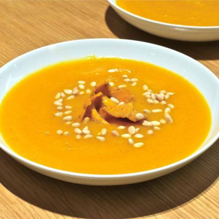 Soupe de courge butternut aux girolles