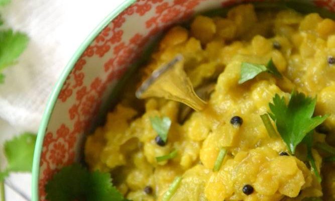 Dhal à la rhubarbe