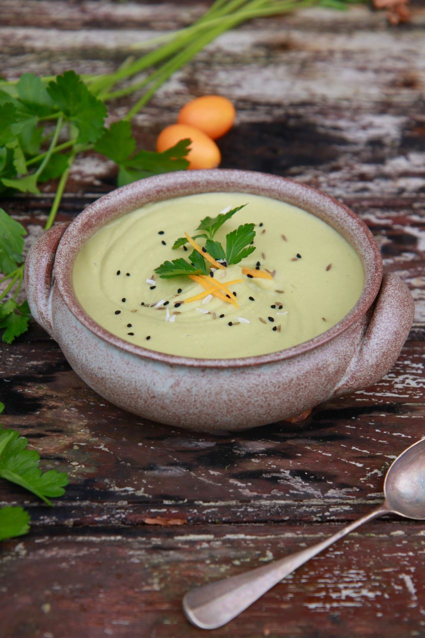 Velouté de pois cassés, coco et kumquat