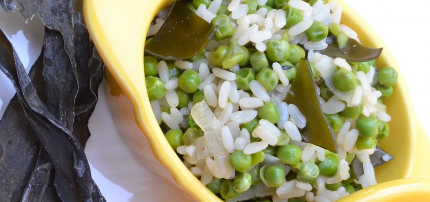 Risotto de petits pois et algues kombu