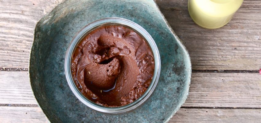 Houmous de haricots rouges mélasse, cannelle, cacao (sucré)