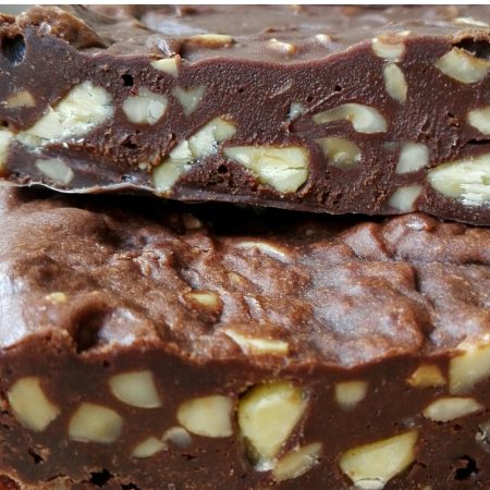 Brownie aux pépites de chocolat blanc
