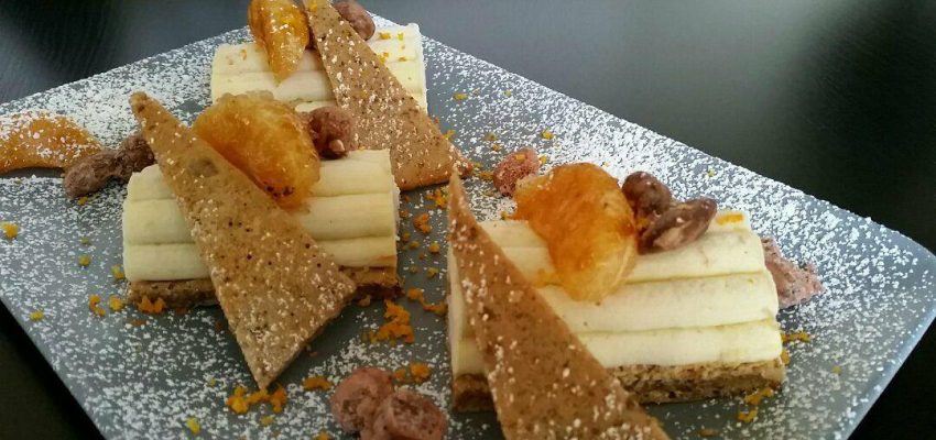 Bûche à la crème de châtaignes d'Ardèche pralin de noisettes diplomate de clémentines