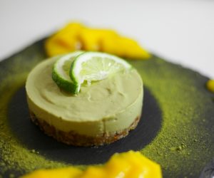 gateau cru citron vert matcha vegan