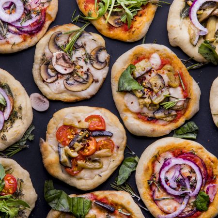 Pizza maison aux petits légumes