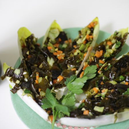 Endives farcies au tartare d’algue Kombu