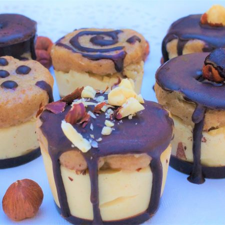 Bombes glacées véganes à la crème, au chocolat et au caramel de dattes