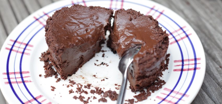 Fondant au chocolat végane et sans gluten cuit au barbecue