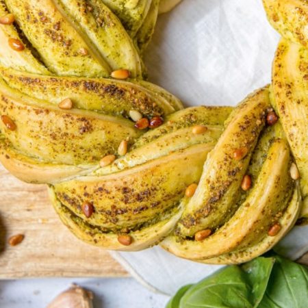 Babka au pesto de basilic